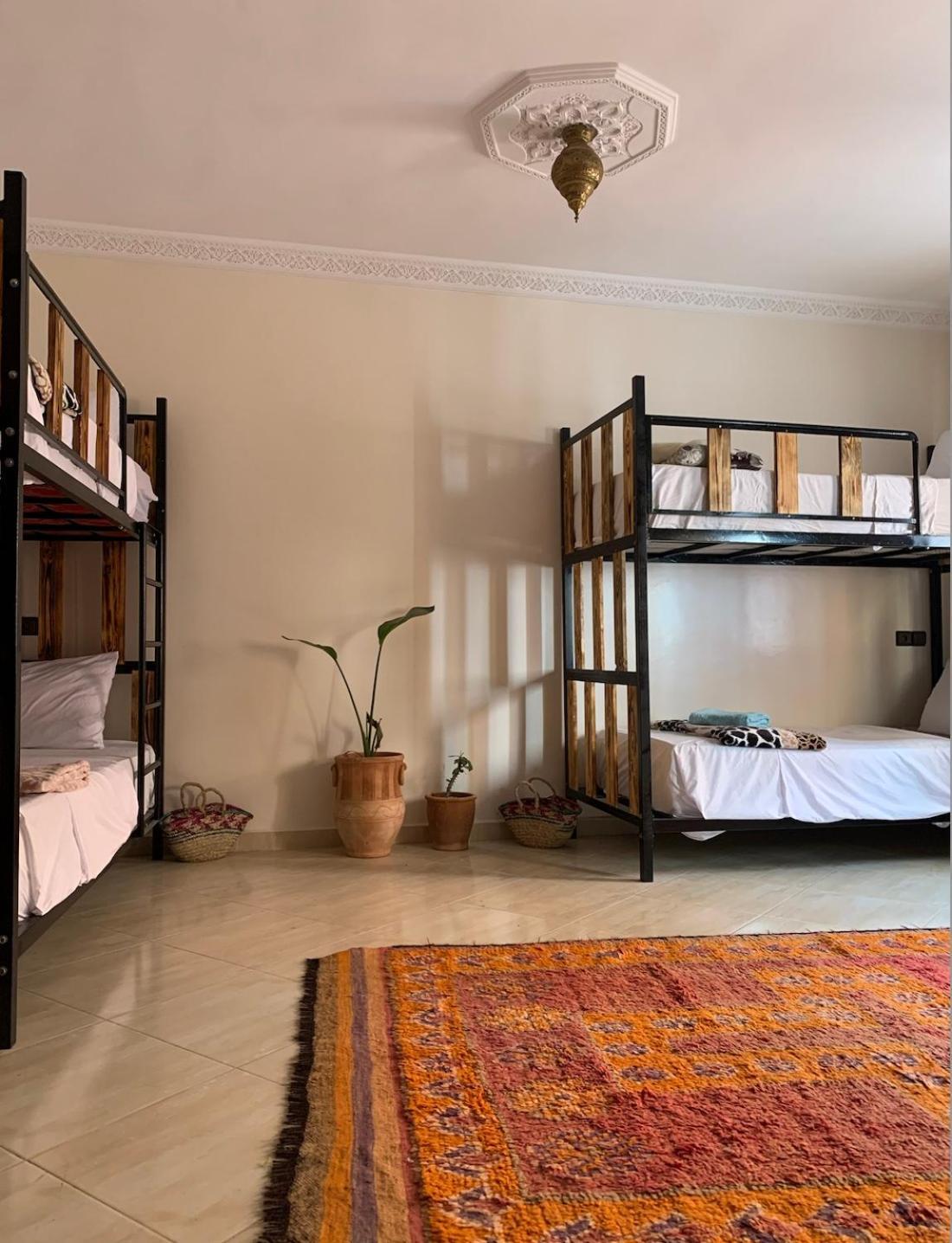 Chill Surfer Hostel Tamraght Dış mekan fotoğraf